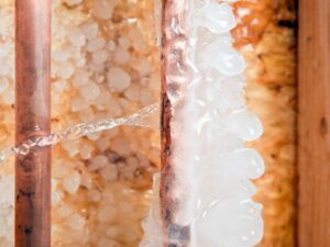 Read more about the article Extreme cold means frozen pipes and water damage